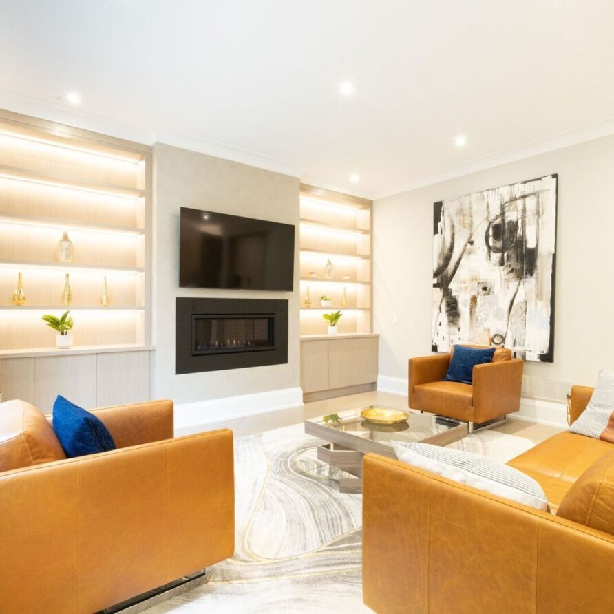 Executive Home in Etobicoke Near Downtown Toronto