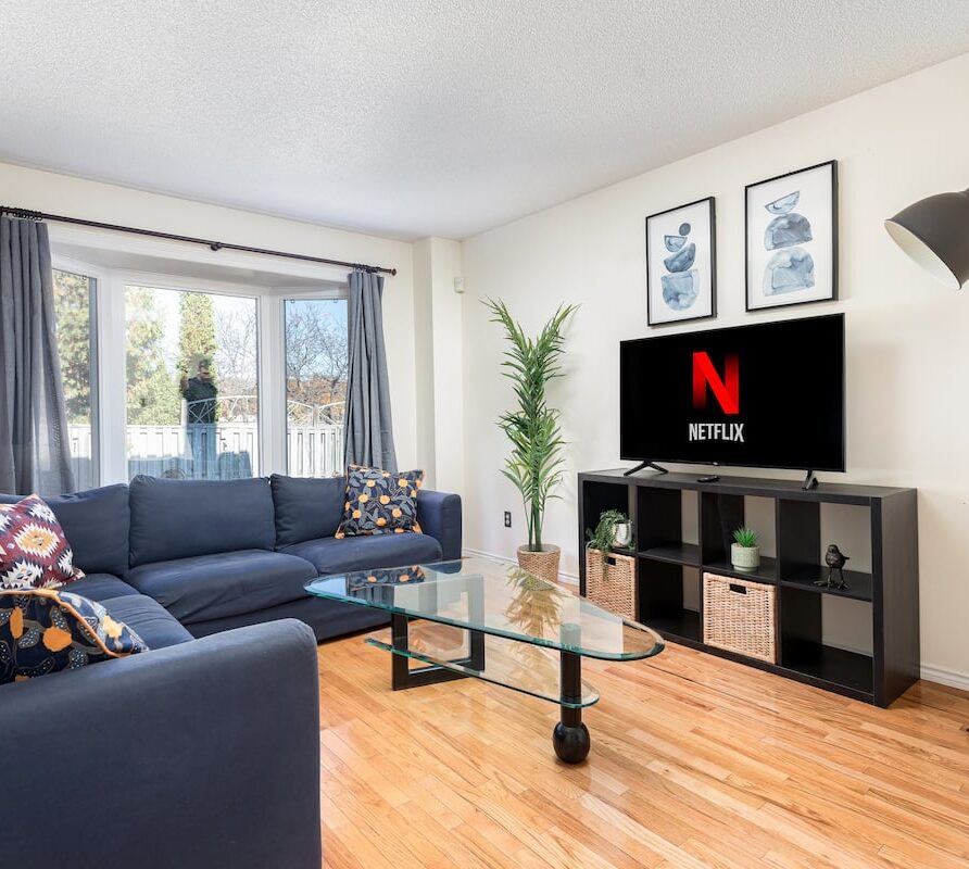 Upscale & Modern 2br+2ba 2 Beds Sleeps 5!