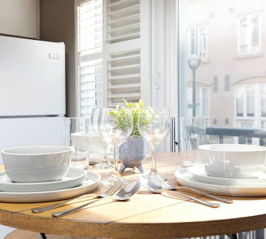 1BD Liberty Village Home 5 mins to Lakeshore!